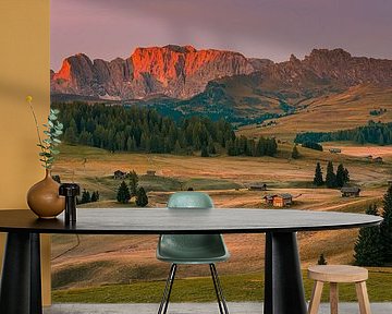 Sunrise in Alpe di Siusi by Henk Meijer Photography