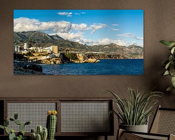 Panorama Nerja met Bergen en Kust aan de Costa del Sol Andalucia Spanje van Dieter Walther