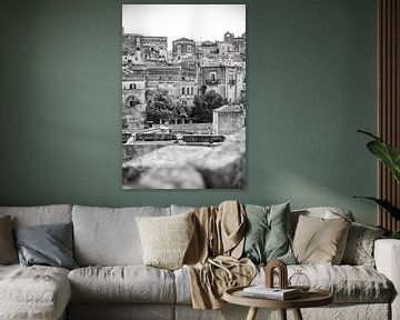 Die Bergstadt | Matera, Italien | schwarz-weiß | Reisefotografie Kunstdruck von Monique Tekstra-van Lochem