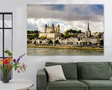 Schloss von Saumur und Altstadt von Saumur an der Loire in Frankreich von Dieter Walther