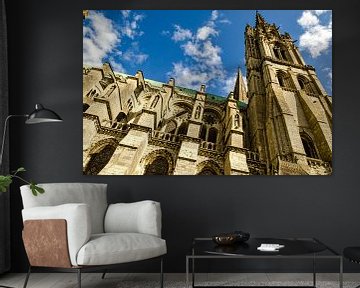 Fassade und Glockenturm Kathedrale von Chartres in Frankreich von Dieter Walther