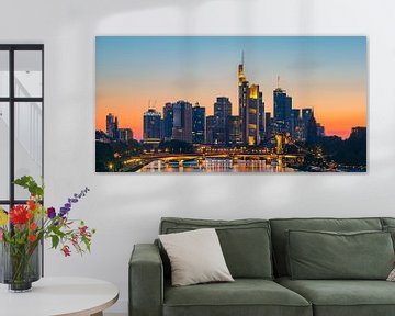 Panorama van een zonsondergang in Frankfurt am Main van Henk Meijer Photography