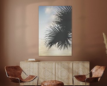 Palmboom tijdens zonsondergang van Lizzy Komen