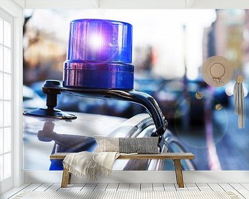 Blauw licht op een civiel politievoertuig