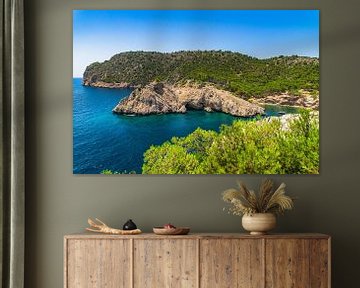 Vue de la côte de la magnifique plage de la baie de Caló des Monjo à Majorque sur Alex Winter