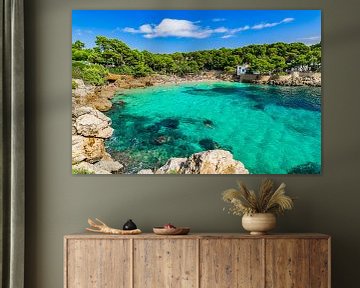 Idyllische baai op het eiland Mallorca, prachtig strand van Cala Gat van Alex Winter