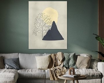 Minimalistische Landschaft mit einem Berg und einem Baum von Tanja Udelhofen