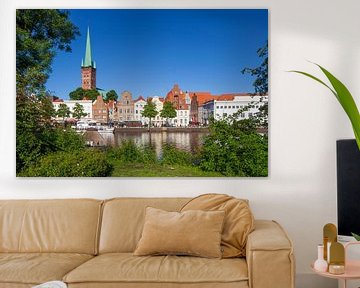 Häuser mit Petrikirche an der Obertrave , Lübeck