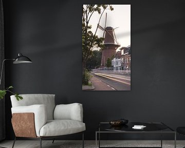 Windmühle Rijn en Zon bei Sonnenuntergang - Vogelenbuurt - Utrecht von Coen Koppen