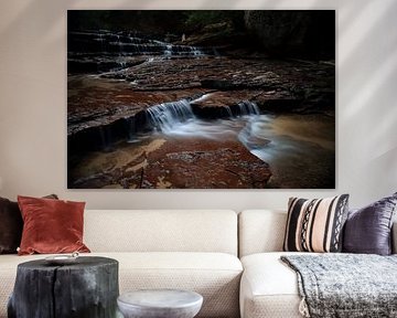 Les chutes d'Archangel Falls sur le chemin du Subway Canyon dans le parc national de Zion.