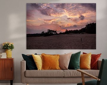 Farben des Sonnenuntergangs 7 - Loonse en Drunense Duinen von Deborah de Meijer