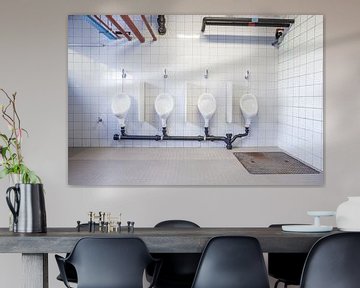 Urinoirs bij de mannen toilet