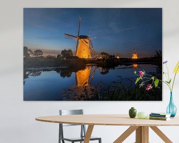 Die beleuchteten Windmühlen von Kinderdijk von Raoul Baart
