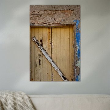 Dilapidated door in Algarve.