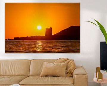 Oranger Sonnenuntergang Ibiza von Gijs de Kruijf