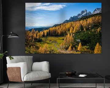 Paysage de montagne "Une belle journée d'automne dans les Alpes". sur Coen Weesjes