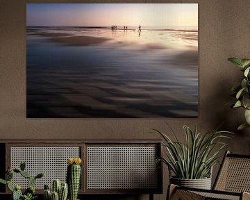 Waterfront hikers by Bob Daalder