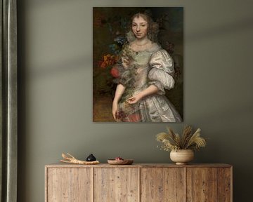 Jonge vrouw in bloemstilleven van StudioMaria.nl