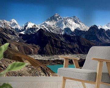 Mount Everest en Gokyo - Nepal van Peter Slagboom