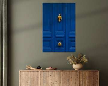 The blue door, Parijs van Nynke Altenburg