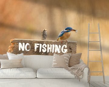 Eisvogel auf Fischen verboten Schild von Dieter Meyrl