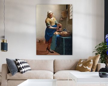 Melkmeisje van Vermeer op hakken van Margreet Ledelay