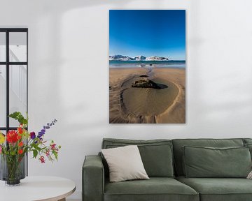 Tidal pool on the famous tropical looking sand beach near Ramberg on the Lofoten islands in Norway o by Robert Ruidl