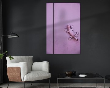 Purple Window Shutters Portocolom 2 - Mallorca van Deborah de Meijer