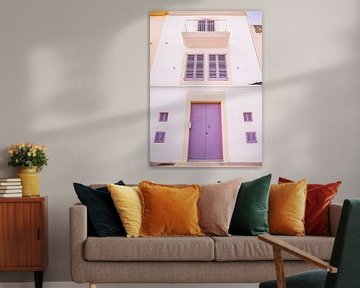 Purple Window Shutters Portocolom 1 - Mallorca von Deborah de Meijer