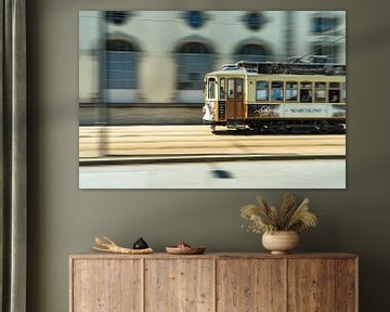 Tramlijn in Porto van Peter Schickert
