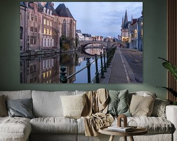 Die St.-Michael-Brücke und der Turm der Post in Gent von Marcel Derweduwen