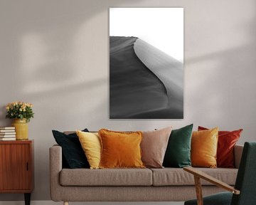 Sand dune in the Sossusvlei in black and white, Namibia by Suzanne Spijkers