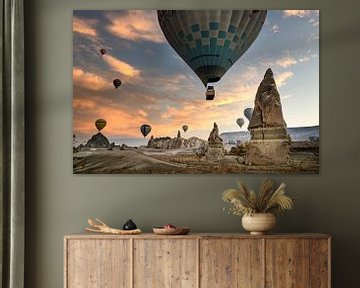 Luchtballons in Cappadocië van Paula Romein