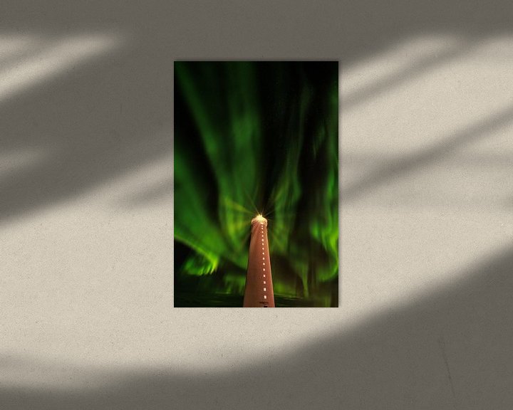 Sfeerimpressie: Noorderlicht in de nacht op IJsland met een schitterend lichtspe van Bas Meelker