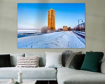 Watertoren aan de Westeinderplassen in Aalsmeer, Noord-Holland, Nederland in de winter van WorldWidePhotoWeb