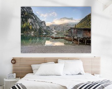 Bootshütte am Pragser Wildsee in Südtirol