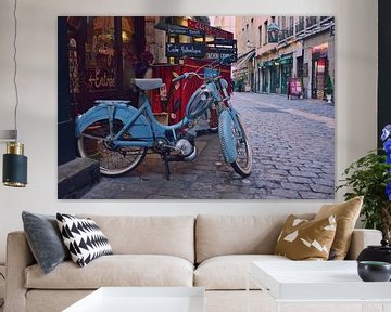 Vintage fiets in een straat van het oude Lyon van Carolina Reina