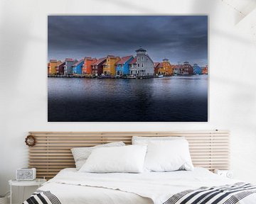 Colourful houses at Reitdiep harbor! van Robert Kok