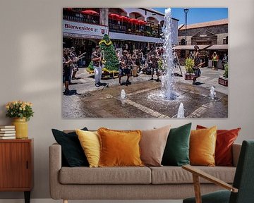 buntes Treiben in La Serena von Thomas Riess
