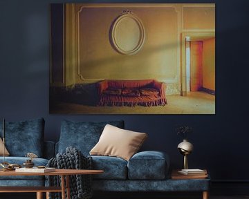 Das orangefarbene Sofa von Truus Nijland