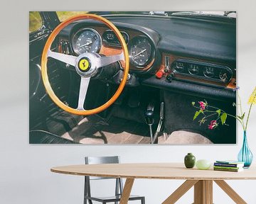 Ferrari 275 GTS Italiaanse klassieke sportwagen interieur