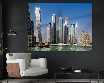 Dau en hoogbouw architectuur in Dubai Marina VAE van Dieter Walther
