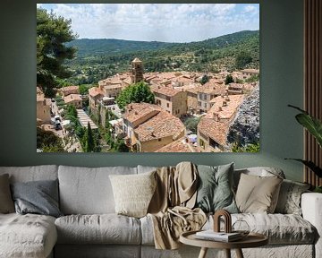 Moustiers-Sainte-Marie, prachtig dorp in Frankrijk van Linda Schouw