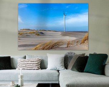 Moulin à vent ou éolienne pendant une tempête de février sur l'île de Neeltje Jans en Zélande.