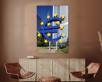 Symbole de l'euro devant le bâtiment de la BCE
