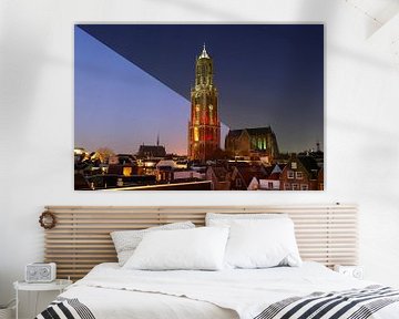 Stadsgezicht van Utrecht met roodwitte Domtoren, splitscreen montage