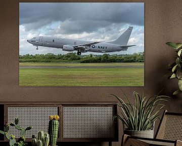 Boeing P-8 Poseidon stijgt op van RAF Fairford. van Jaap van den Berg