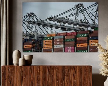 Containerschepen en de Kraanmachinisten in de haven. van scheepskijkerhavenfotografie