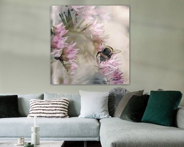 La vie d'une abeille sur Art. by Janine