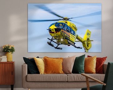 Lifeliner 5 transportiert einen Corona-Patienten